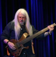 Peter Kuroczik (Tauberlitz) - Bass